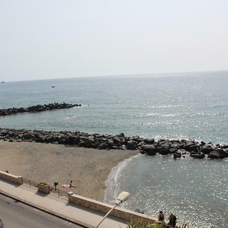 Appartamento Vista D'Incanto 지아르디니낙소스 외부 사진